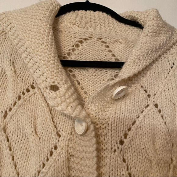Hand knit Cozy Cream Knit Sweater - Picture 6 of 7